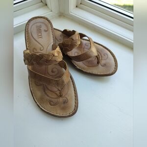 Born Concept Boc Women's  Sandals Open Toe Shoes Size 8 Color Brown